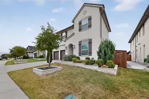 855 Emporio Dr, Allen, TX 75013 - Photo 3