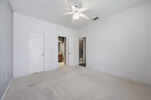 1300 Cantor Dr, Arlington, TX 76011 - Photo 11