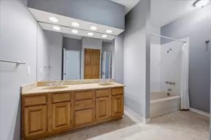 1300 Cantor Dr, Arlington, TX 76011 - Photo 15