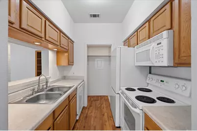 1300 Cantor Drive #130, Arlington, TX 76011 - Photo 9