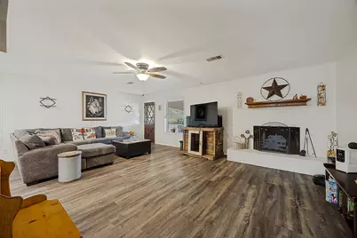 5105 Rolling Hills Drive, Sherman, TX 75092 - Photo 3