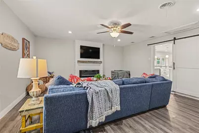 9324 Clearwater Drive, Dallas, TX 75243 - Photo 15