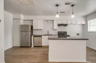 1421 5th Ave, Fort Worth, TX 76104 - Photo 9