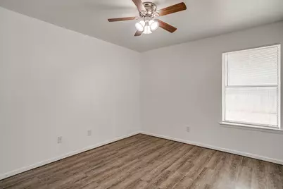 1421 5th Avenue, Fort Worth, TX 76104 - Photo 17