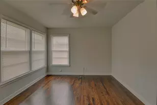 1100 Wade Hampton St, Benbrook, TX 76126 - Photo 23
