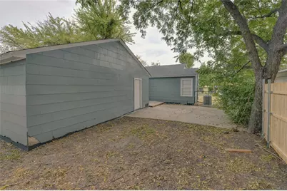 1100 Wade Hampton Street, Benbrook, TX 76126 - Photo 27