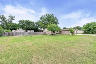 2015 Roberts Dr, Granbury, TX 76048 - Photo 1