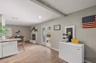 2015 Roberts Dr, Granbury, TX 76048 - Photo 11