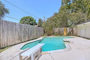 6225 Berryhill St, Dallas, TX 75231 - Photo 29