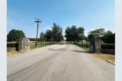 36-40 Pedernales East, Athens, TX 75752 - Photo 5