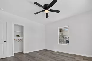 2825 Avenue I, Fort Worth, TX 76105 - Photo 15