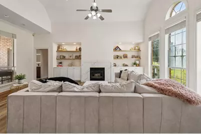 2700 Cottonwood Lane, Colleyville, TX 76034 - Photo 5