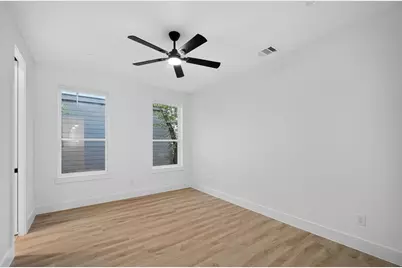 345 Bonnie View Road, Dallas, TX 75203 - Photo 25