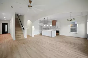 345 Bonnie View Rd, Dallas, TX 75203 - Photo 5