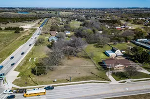 220 S Walnut Grove Rd, Midlothian, TX 76065 - Photo 1