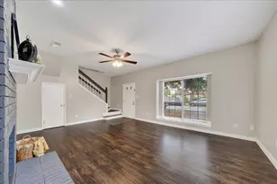 3024 Roxboro Rd, Euless, TX 76039 - Photo 7