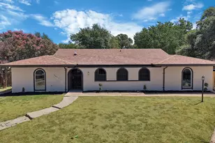 6617 Sabrosa Ct W, Fort Worth, TX 76133 - Photo 3