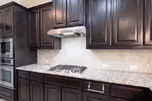 2956 Salina Dr, Grand Prairie, TX 75054 - Photo 9