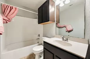 259 Saddlebrook Ln, Waxahachie, TX 75165 - Photo 23