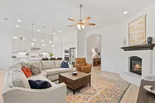 10104 Bitterroot Dr, Little Elm, TX 75068 - Photo 7