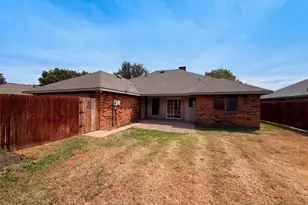 512 W Jefferson St, Wylie, TX 75098 - Photo 5