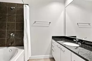 3025 Bryan St, Dallas, TX 75204 - Photo 15