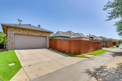 2016 Torin Street, Lewisville, TX 75056 - Photo 33