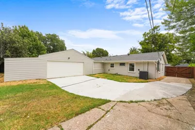 14011 Stardust Lane, Farmers Branch, TX 75234 - Photo 17