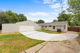 14011 Stardust Ln, Farmers Branch, TX 75234 - Photo 17
