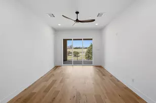404 Vista Buena Trl, Fort Worth, TX 76111 - Photo 17