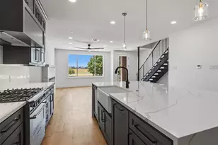 404 Vista Buena Trl, Fort Worth, TX 76111 - Photo 13