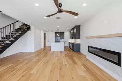 404 Vista Buena Trail, Fort Worth, TX 76111 - Photo 7