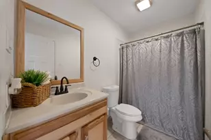 537 N Park Dr, Saginaw, TX 76179 - Photo 17