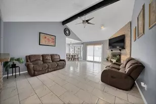537 N Park Dr, Saginaw, TX 76179 - Photo 5