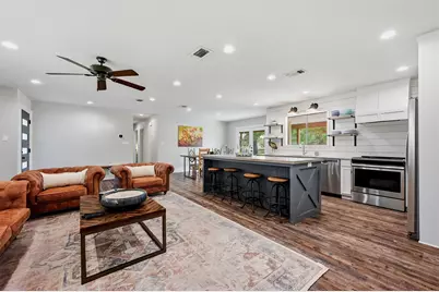 722 Kiowa Drive W, Lake Kiowa, TX 76240 - Photo 9