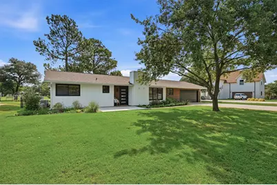 722 Kiowa Drive W, Lake Kiowa, TX 76240 - Photo 3