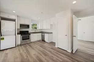 411 Hillcrest St, Mansfield, TX 76063 - Photo 9