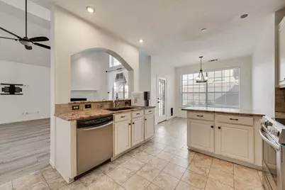 7100 Ledgestone Court, Frisco, TX 75034 - Photo 9