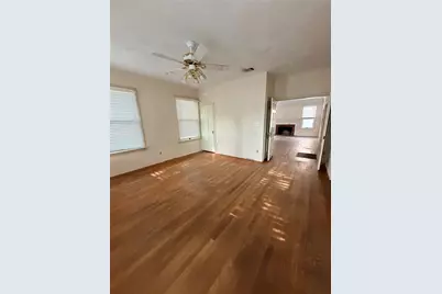 2014 Huntington Lane, Fort Worth, TX 76110 - Photo 3
