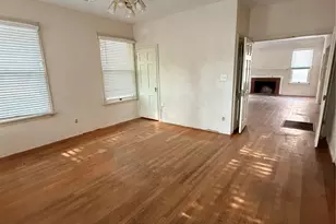 2014 Huntington Ln, Fort Worth, TX 76110 - Photo 3