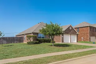 529 Quail Hollow Dr, Midlothian, TX 76065 - Photo 1