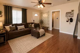 905 N Miller St, Decatur, TX 76234 - Photo 5