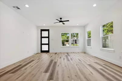 3930 Coolidge Street, Dallas, TX 75215 - Photo 9