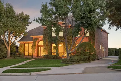 9910 Lincolnshire Lane, Rowlett, TX 75087 - Photo 3