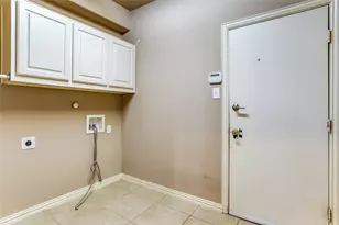 1014 Kaylie St, Grand Prairie, TX 75052 - Photo 27