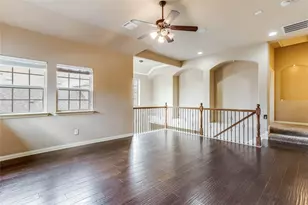 1014 Kaylie St, Grand Prairie, TX 75052 - Photo 21