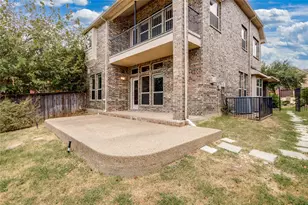 1014 Kaylie St, Grand Prairie, TX 75052 - Photo 33