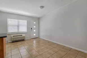 304 E Mitchell St, Arlington, TX 76010 - Photo 7