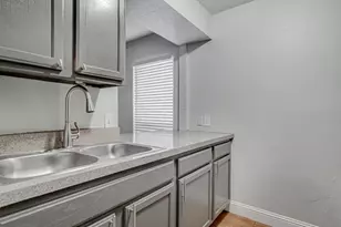 304 E Mitchell St, Arlington, TX 76010 - Photo 13