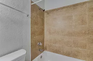 304 E Mitchell St, Arlington, TX 76010 - Photo 11